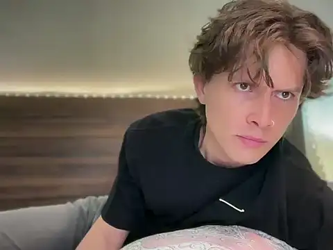 mcklister kinky feets online show from March 4, 2026, 4:46 pm