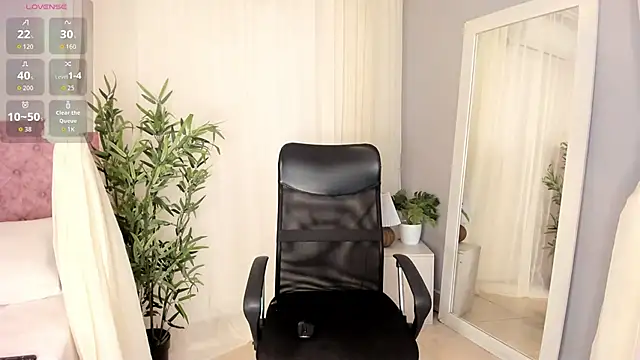 Snooky Clinton online show from September 18, 2025, 11:40 pm