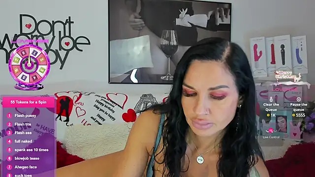 Snapshot of Tara_Bloss chatting on January 29, 2025, 3:33 am Tara Bloss online show from January 29, 2025, 3:33 am