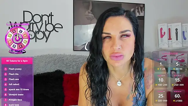 Snapshot of Tara_Bloss chatting on February 28, 2025, 1:26 am Tara Bloss online show from February 28, 2025, 1:26 am