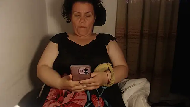 agathamiller01 online show from July 15, 2026, 10:59 pm