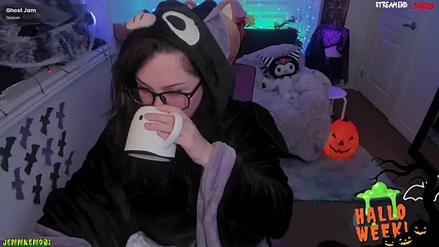 JennKenobi online show from October 27, 2025, 2:43 pm