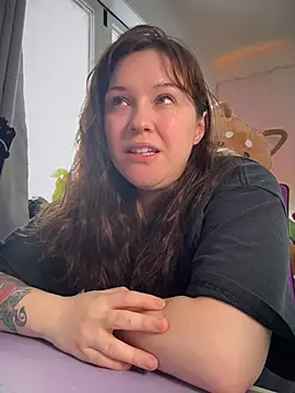 JennKenobi online show from February 25, 2026, 2:59 pm