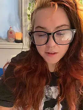 JennKenobi online show from July 27, 2026, 12:34 pm