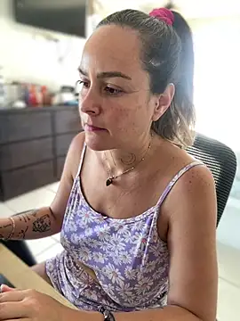 misslulipop online show from March 13, 2026, 3:18 pm