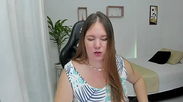 Snapshot of tamy_shine87 chatting on December 20, 2024, 5:47 am tamy shine87 online show from December 20, 2024, 5:47 am