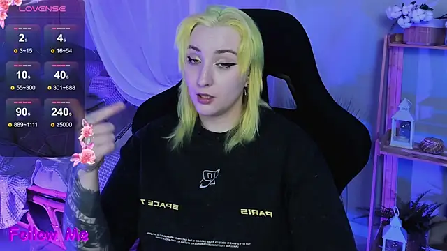 AsheLucker online show from October 2, 2025, 2:40 am