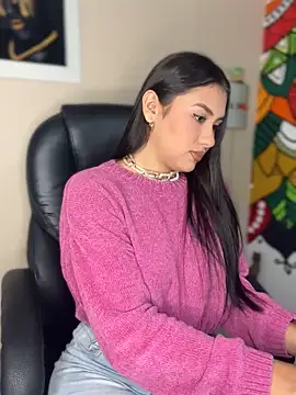 Ambar pe  online show from December 23, 2024, 2:35 am