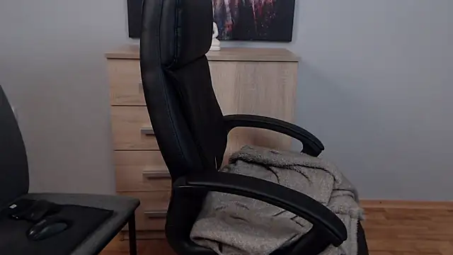 Dylan Best online show from March 16, 2025, 8:32 pm