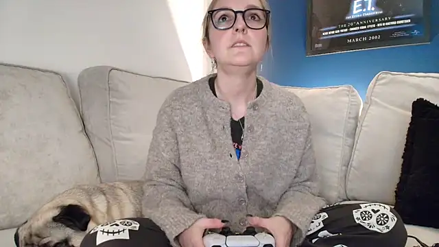 short sweetpea online show from September 25, 2025, 9:07 pm