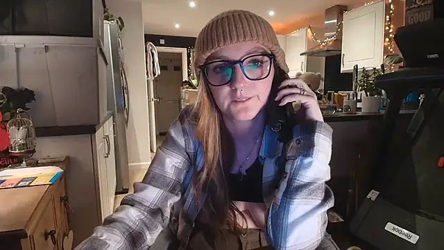 short sweetpea online show from October 22, 2025, 7:02 pm