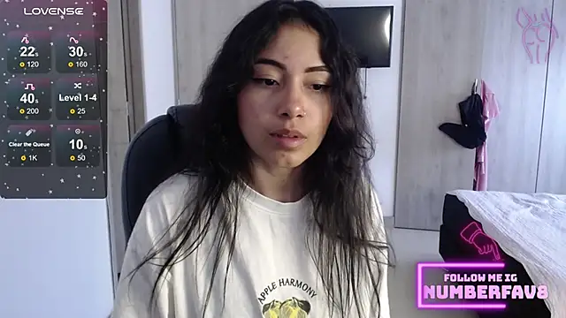 numberfav8 online show from January 4, 2025, 6:09 pm