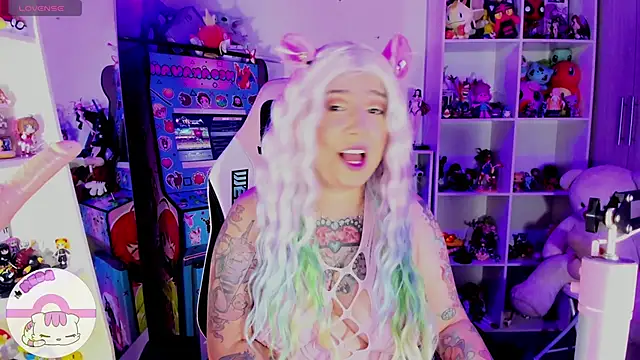 Snapshot of meda_kawaii_ chatting on January 19, 2025, 12:49 am meda kawaii online show from January 19, 2025, 12:49 am