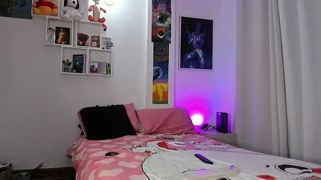 Sarah Jhonson online show from January 22, 2025, 2:37 am