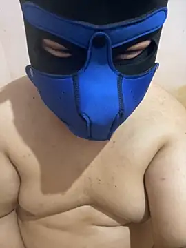 ilovepoochai online show from November 23, 2025, 6:08 pm