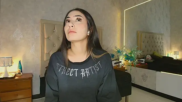 nini love01 online show from March 14, 2025, 3:48 am