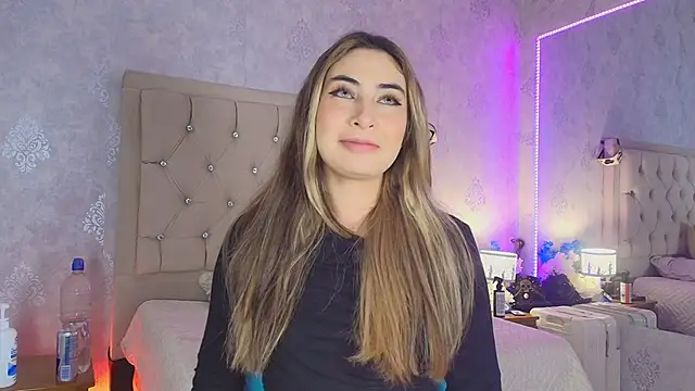 nini love01 online show from March 10, 2026, 4:06 am