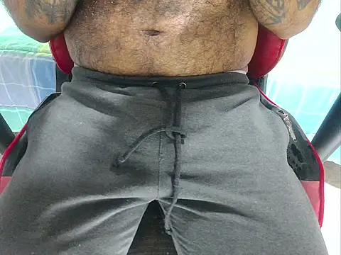 TeddyGominola  online show from February 19, 2025, 1:39 pm