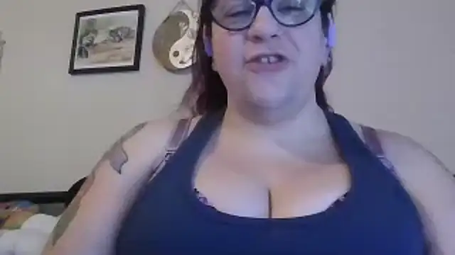 GothyBaby online show from January 21, 2025, 5:20 pm