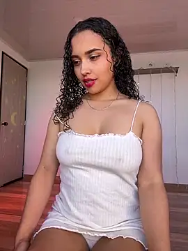 Lucy Marin online show from January 4, 2025, 1:53 pm