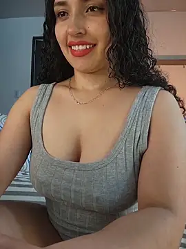Snapshot of Lucy_Marin chatting on May 6, 2026, 4:34 pm Lucy Marin online show from May 6, 2026, 4:34 pm