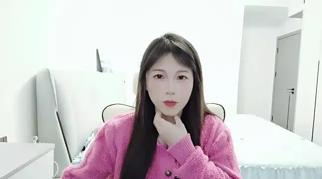 Snapshot of Sunset_glow chatting on December 22, 2024, 2:16 pm Sunset glow online show from December 22, 2024, 2:16 pm