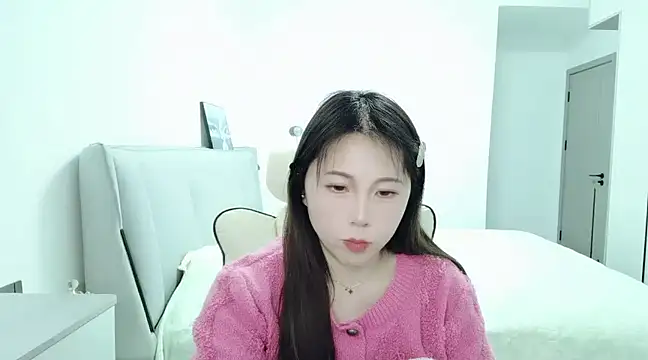 Snapshot of Sunset_glow chatting on January 14, 2025, 6:07 pm Sunset glow online show from January 14, 2025, 6:07 pm