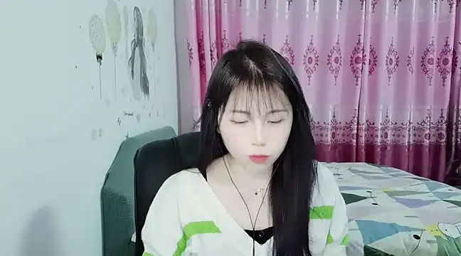 Snapshot of Sunset_glow chatting on January 20, 2025, 2:14 pm Sunset glow online show from January 20, 2025, 2:14 pm