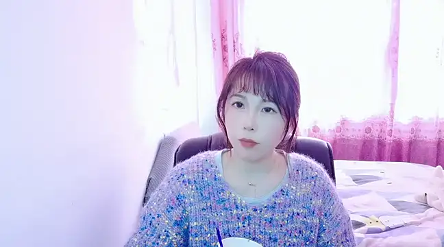 Snapshot of Sunset_glow chatting on January 29, 2025, 7:15 am Sunset glow online show from January 29, 2025, 7:15 am