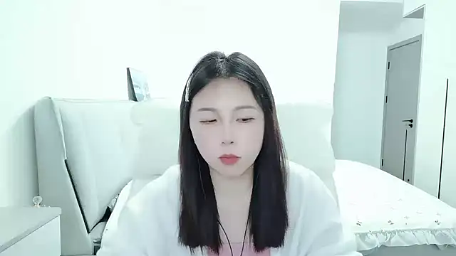 Snapshot of Sunset_glow chatting on October 19, 2025, 2:50 pm Sunset glow online show from October 19, 2025, 2:50 pm