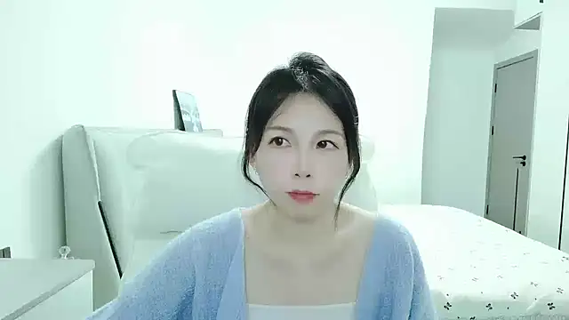 Snapshot of Sunset_glow chatting on October 24, 2025, 3:30 pm Sunset glow online show from October 24, 2025, 3:30 pm