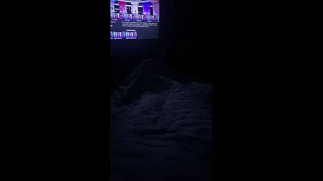 petuletra online show from October 18, 2025, 11:05 pm