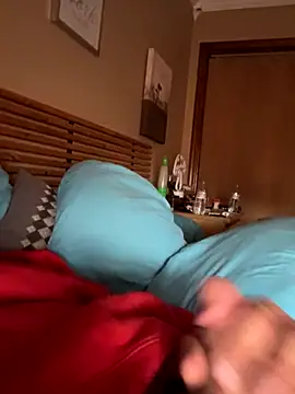 Snapshot of Grossie6969 chatting on November 22, 2025, 4:17 pm Grossie6969 online show from November 22, 2025, 4:17 pm