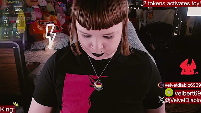 VelvetDiablo online show from April 14, 2026, 12:27 am