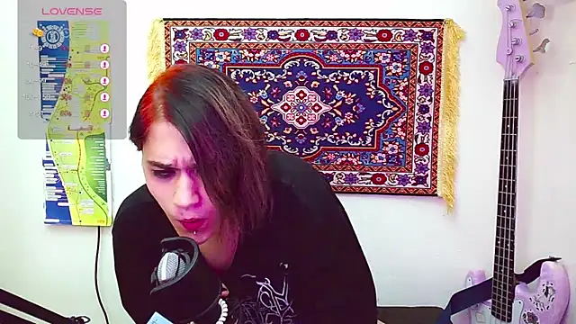 Snapshot of sademobeer chatting on March 1, 2025, 11:26 pm sademobeer online show from March 1, 2025, 11:26 pm