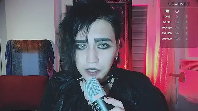 Snapshot of sademobeer chatting on October 30, 2025, 12:12 am sademobeer online show from October 30, 2025, 12:12 am