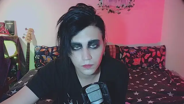 Snapshot of sademobeer chatting on November 6, 2025, 12:33 am sademobeer online show from November 6, 2025, 12:33 am