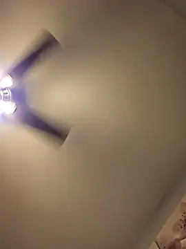 Snapshot of Nikkierosee chatting on December 12, 2024, 11:18 am Nikkierosee online show from December 12, 2024, 11:18 am