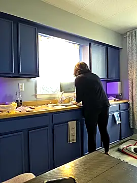 Snapshot of Nikkierosee chatting on November 12, 2025, 7:24 pm Nikkierosee online show from November 12, 2025, 7:24 pm