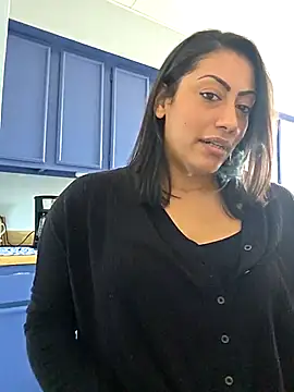 Snapshot of Nikkierosee chatting on March 1, 2026, 3:14 pm Nikkierosee online show from March 1, 2026, 3:14 pm