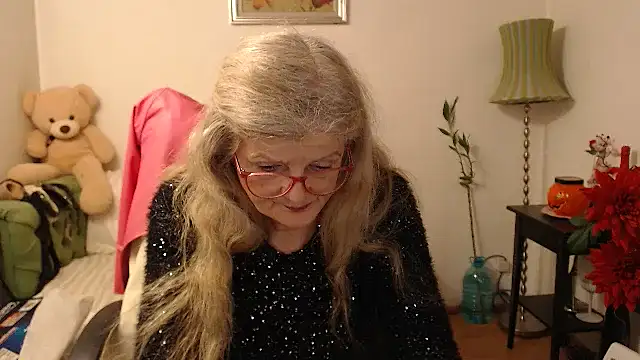 Snapshot of BlairFort chatting on November 10, 2025, 7:46 pm BlairFort online show from November 10, 2025, 7:46 pm