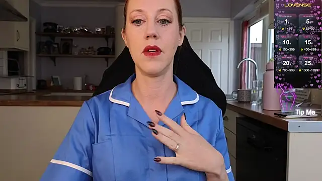 Snapshot of stripmequick chatting on October 1, 2025, 9:37 am stripmequick online show from October 1, 2025, 9:37 am