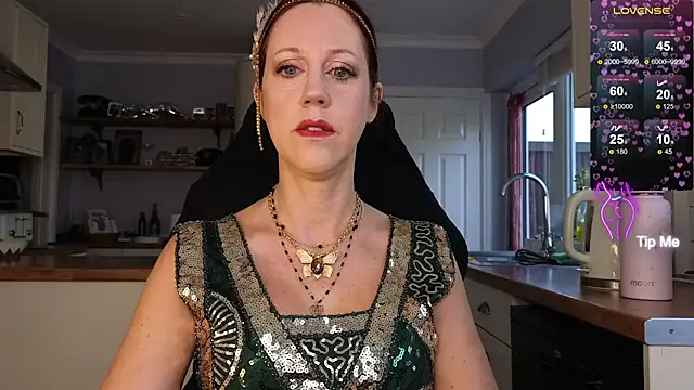 Snapshot of stripmequick chatting on October 16, 2025, 9:21 am stripmequick online show from October 16, 2025, 9:21 am