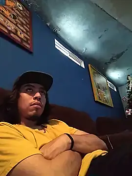 Snapshot of AlexAlejandro13 chatting on February 3, 2026, 6:46 pm AlexAlejandro13 online show from February 3, 2026, 6:46 pm