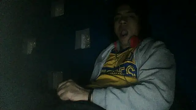 Snapshot of AlexAlejandro13 chatting on February 12, 2026, 6:41 am AlexAlejandro13 online show from February 12, 2026, 6:41 am