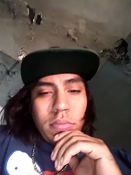 Snapshot of AlexAlejandro13 chatting on March 2, 2026, 10:16 pm AlexAlejandro13 online show from March 2, 2026, 10:16 pm