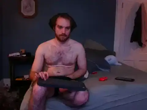 hpluvsplata online show from February 16, 2025, 8:11 pm