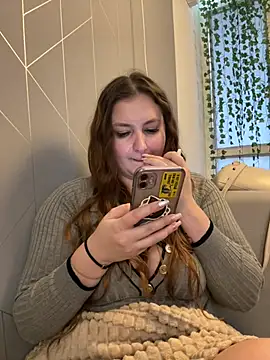 CandyShoopp online show from January 10, 2025, 10:50 am