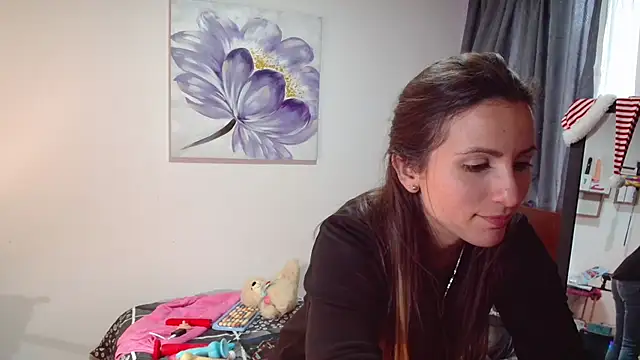 Snapshot of vanessabrown_ chatting on December 23, 2024, 9:29 pm vanessabrown online show from December 23, 2024, 9:29 pm