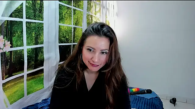 vanessabrown  online show from July 28, 2026, 3:21 pm